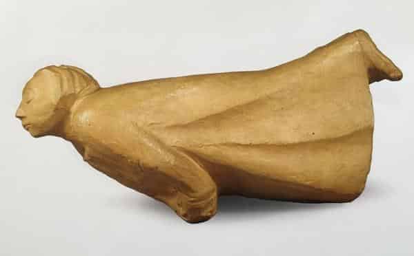 Ernst Barlach, Der Engel, 1927, Vorentwurf zum Güstrower Ehrenmal, Gips unter Schellack, 39 cm, Sammlung Tobeler Contemporary
